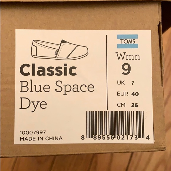 EUC Women’s Toms Classic - Picture 3 of 3